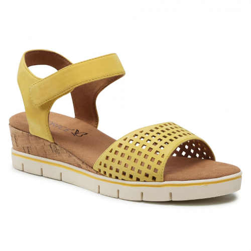 Letné žlté sandále Caprice