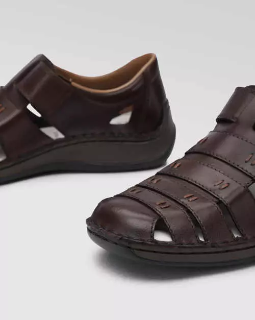 Hnedé sandále v nadčasovom dizajne
